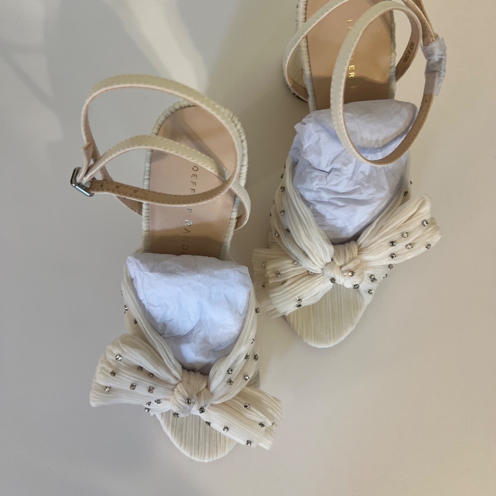 New in Box Loeffler Randall Camellia Pleated Bow Heel in Cream Rhinestones (6) - Picture 5 of 9